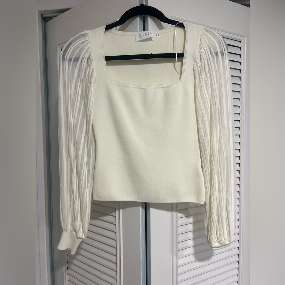ASTR the Label Top